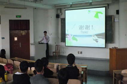 袁云岗副书记对学生干部进行激励教育